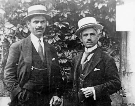 Браќата Милтон и Јанаки Манаки